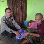 Menebar Kasih di Bulan Suci Ramadhan, Bhabinkamtibmas Polsek Woha Salurkan Bantuan Sembako Bagi Lansia