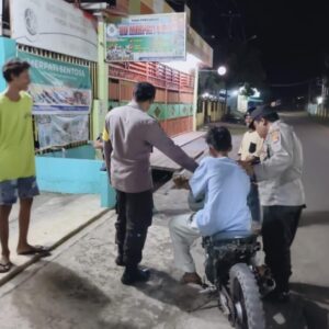 Melalui Patroli Dialogis Humanis Polsek Sanggar Tekan Potensi Guankamtibmas Menjelang Lebaran Idul Fitri dan Imbau Warga Jaga Harkamtibmas