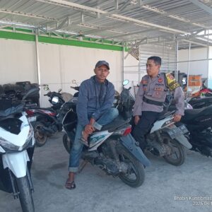 Bhabinkamtibmas Desa Mantang Intensifkan DDS, Imbau Warga Waspada Curanmor