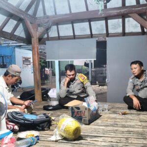 Patroli Malam Polsek Jerowaru Antisipasi Curas dan Curat Pasca Panen Raya Jagung