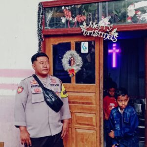 Jaga Toleransi dan Kamtibmas, Polisi Amankan Ibadah Paskah di Dompu