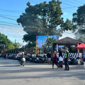 SAT LANTAS POLRES DOMPU AMANKAN CAR FREE DAY, ARUS LALU LINTAS LANCAR DAN KONDUSIF
