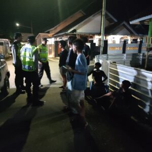 Polsek Taliwang Gencarkan Patroli Dialogis, Ajak Warga Aktif Jaga Kamtibmas