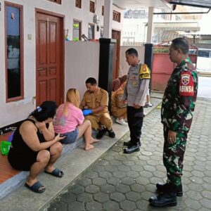 Babinsa Cilinaya Dampingi Mobile Tes HIV Demi Warga Sehat