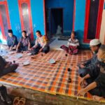Bhabinkamtibmas Desa Montong Gamang Ajak Warga Jaga Kamtibmas dan Manfaatkan Pekarangan Produktif