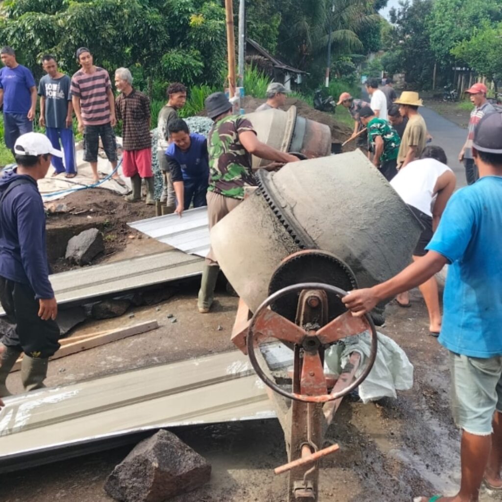 Warga Membludak! Pengecoran Jembatan Garuda Dikebut Tanpa Henti