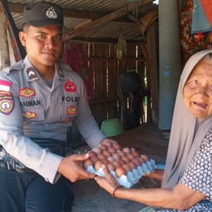 Sentuhan Humanis Polsek Sekotong, Program Nutrisi Mantap Sasar Lansia di Pelosok Desa Buwun Mas