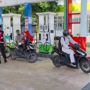 Waspada Gangguan Kamtibmas, Polres Lombok Barat Perketat Pengamanan SPBU Labuan Tereng Hari Ini