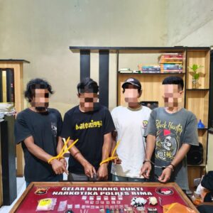 Satresnarkoba Polres Bima Kabupaten Ringkus 4 Pria Asal Parado Rato, 7,14 gram BB jenis Shabu Siap Edar Ikut Disita