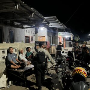 UNIT PATMOR SAT SAMAPTA POLRES DOMPU INTENSIFKAN PATROLI MALAM DAN HIMBAUAN KAMTIBMAS
