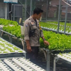 Bhabinkamtibmas Dorong Warga Desa Bengkel Manfaatkan Lahan
