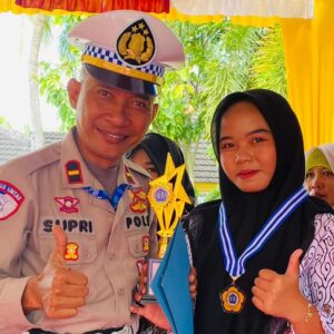 Pesan Polres Lombok Barat di SMPN 1 Lembar: Jangan Dulu Beri Anak Motor