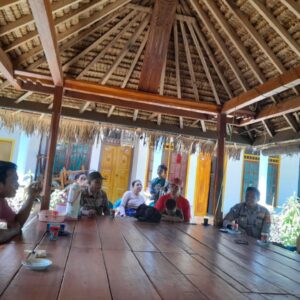 BHABINKAMTIBMAS DESA SORINOMO INTENSIFKAN SAMBANG WARGA, DORONG KETAHANAN PANGAN DAN PENGUATAN KAMTIBMAS