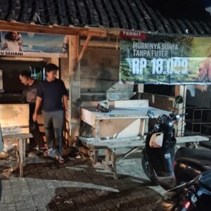 POLSEK PEMENANG LAKSANAKAN PATROLI KRYD DI PELABUHAN BANGSAL ANTISIPASI 3C DAN PREMANISME