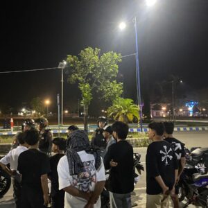 Polres Lombok Barat Patroli Subuh di Taman Giri Menang