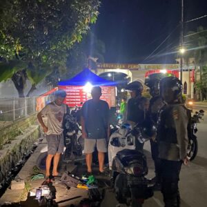 Antisipasi Balap Liar, Polres Lombok Barat Patroli Subuh di Gerung
