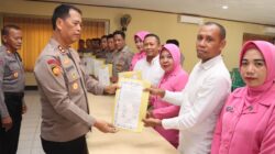 PERSONEL POLRES DOMPU TANDATANGANI PAKTA INTEGRITAS, PERKUAT KOMITMEN PROFESIONALISME DAN PELAYANAN KEPADA MASYARAKAT