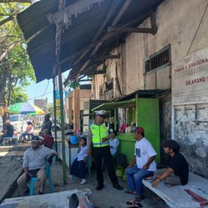 Tingkatkan Kesadaran Berlalu Lintas, Sat Lantas Polres Sumbawa Sambangi Pangkalan Ojek Labuan Badas