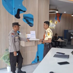 SAT BINMAS POLRES DOMPU PERKUAT KEMITRAAN SATPAM DAN FKPM/BKPM UNTUK MENJAGA KEAMANAN LINGKUNGAN PERBANKAN
