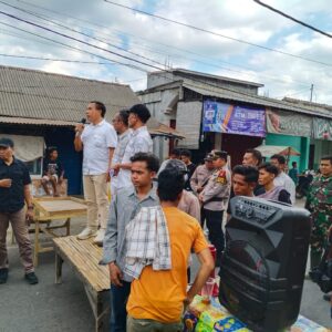 POLISI FASILITASI DIALOG AKSI PROTES WARGA TERKAIT KELANGKAAN LPG 3 KG DI WOJA, SITUASI BERLANGSUNG AMAN DAN KONDUSIF