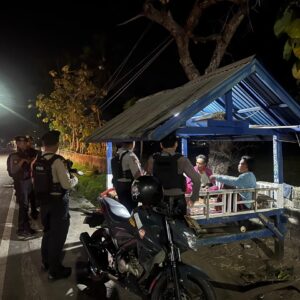 Unit Patmor Polres Dompu Gencarkan Patroli Malam, Warga Diajak Wujudkan Lingkungan Aman