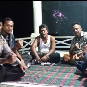 SAT BINMAS POLRES DOMPU PERKUAT KEMITRAAN DENGAN MASYARAKAT MELALUI SAMBANG DAN PENGECEKAN SATKAMLING DI DESA MANGGEASIH