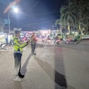 BLUE LIGHT PATROL SATLANTAS POLRES DOMPU WUJUDKAN KAMSELTIBCAR LANTAS DAN CEGAH GANGGUAN KAMTIBMAS