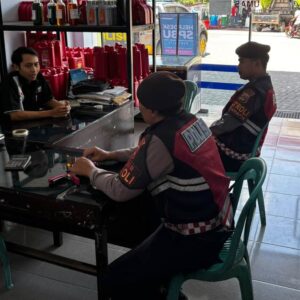 Cegah Penimbunan BBM, Samapta Polres Lobar Gelar Patroli Dialogis