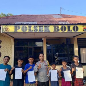 Enam Warga Binaan Terlibat Kenakalan Enam Remaja Bhabinkamtibmas Polsek Bolo Berikan Pembinaan