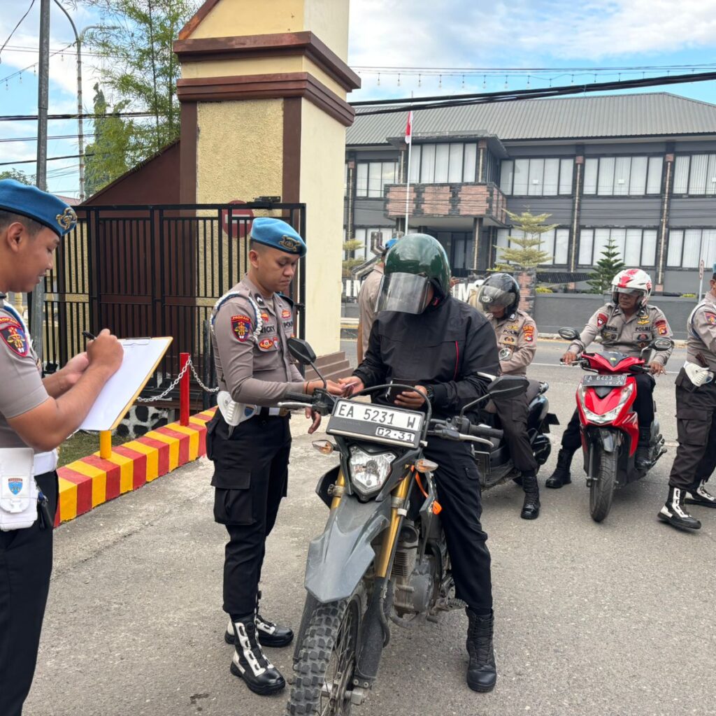 Tingkatkan Disiplin Anggota, Sipropam Polres Bima Kota Laksanakan Gaktibplin