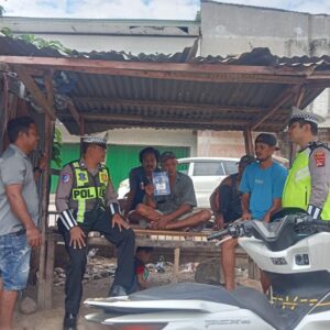 “Satlantas Menyapa”. Unit Kamsel Satlantas Polres Bima Kabupaten Edukasi Warga Akan Budaya Tertib Berlalulintas