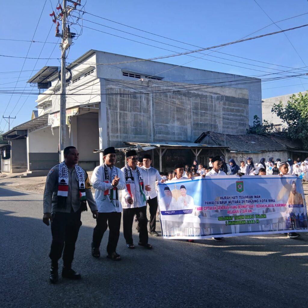 Polres Bima Kota Kawal dan Amankan Pawai Tahun Baru Islam 1 Muharam 1448 H di Kelurahan Tanjung