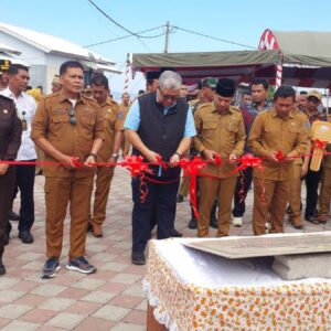 WAMEN PKP RESMIKAN PENATAAN PEMUKIMAN KUMUH TERPADU DOROKARAMA II DI DOMPU, POLRES DOMPU PASTIKAN KEGIATAN BERJALAN AMAN DAN KONDUSIF