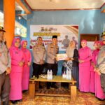Sambut Hari Bhayangkara ke-80, Kapolres Bima Kota Gelar Anjangsana ke Rumah Purnawirawan dan Warakawuri