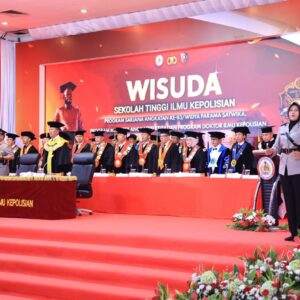 Lahirkan Pemimpin Polri Masa Depan, STIK Wisuda 289 Lulusan S1, S2, dan Doktor Ilmu Kepolisian