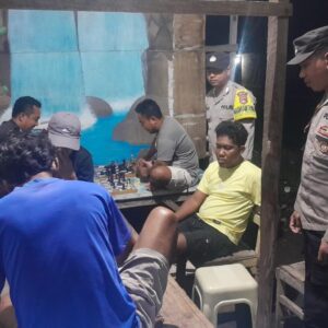 Mencegah Potensi Kriminalitas dan Jaga Harkamtibmas Polsek Sanggar Gencarkan Patroli Dialogis di Wilayah Hukumnya