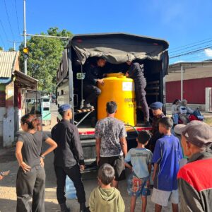 Sambut Hari Bhayangkara ke-80, Sat Brimob Polda NTB Salurkan Air Bersih untuk Warga Terdampak Kekeringan di Bima