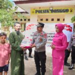 Bhakti Sosial, Menyabut Hari Bhayangkara ke-80, Polsek Donggo dan Bhayangkari Salurkan Bantuan Sembako Bagi Lansia