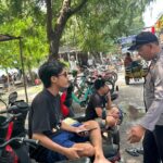 Patroli Dialogis Polsubsektor Gili Indah Sapa Warga Gili Trawangan, Kamtibmas Aman
