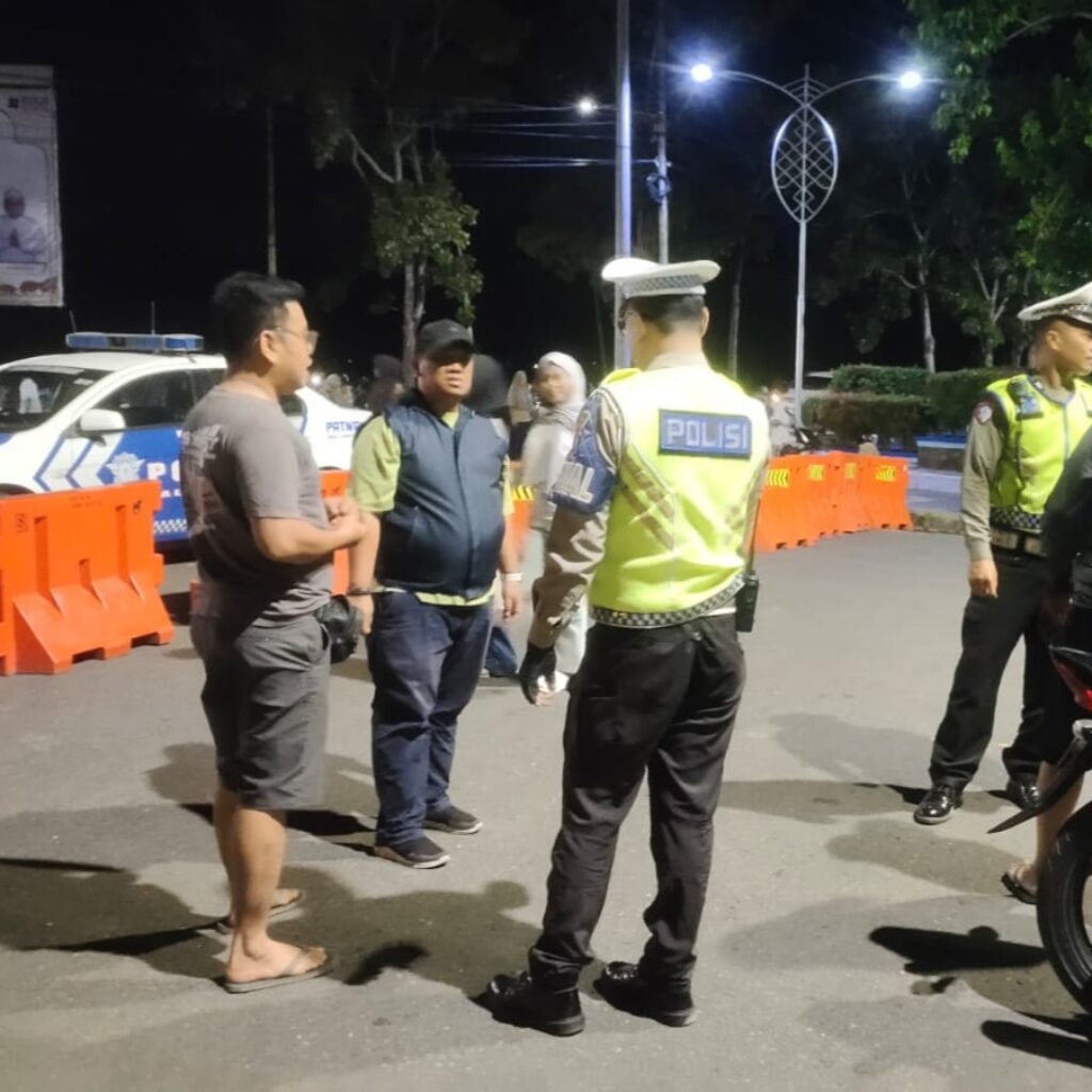 Kawasan Bundaran Penas Lombok Barat Dijaga Ketat Personel Gabungan