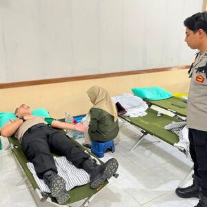 Kontribusi Nyata Bagi Kebutuhan Kesehatan Masyarakat di Hari Bhayangkara Ke-80 Polres Bima Kabupaten Gelar Donor Darah