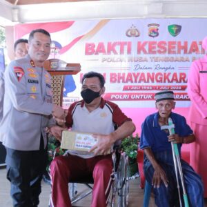 Polda NTB Gelar Bakti Sosial dan Bakti Kesehatan untuk Masyarakat Sambut Hari Bhayangkara ke-80