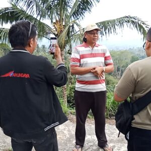 DIDUGA ADA KOMPENSASI KE PERBEKEL, TOWER BONGANCINA TETAP BERDIRI MESKI KANTONGI SP-2! SIAPA YANG MEMBACKUP PROYEK INI?