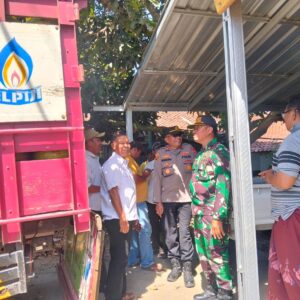Polsek Woja Bersama Forkopimcam Gelar Sidak LPG 3 Kg, Sejumlah Pangkalan Ditemukan Jual di Atas HET