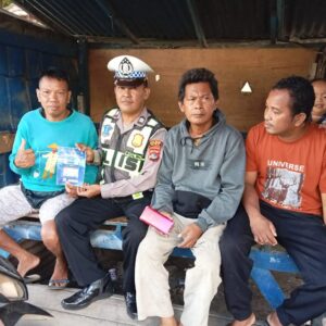 Polantas Menyapa di Bolo, Satlantas Polres Bima Ajak Warga Jadi Pelopor Keselamatan
