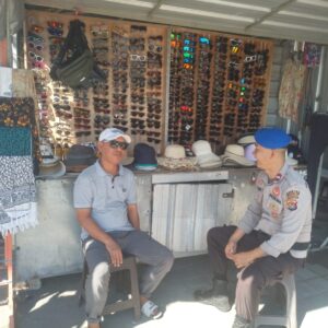 Perkuat Sinergi, Sat Binmas Polres Lotara Bina Satpol PP di Pelabuhan Bangsal