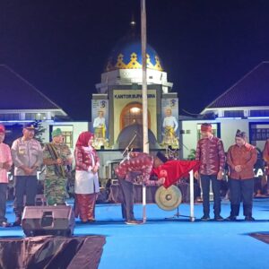 Kapolres Bima Kabupaten Diwakili Oleh Kapolsek Woha Menghadiri Acara Pembukaan Festival Pesona Dana Mbojo