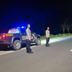 Patroli Malam, Polsek Pujut Intensifkan Antisipasi Kejahatan 3C di Jalur Bypass Ketare