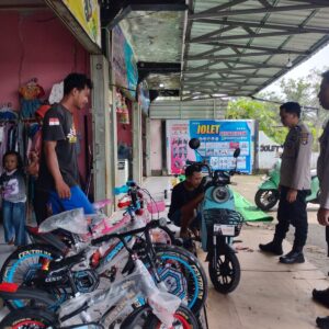 Patroli Dialogis Polsek Janapria, Ajak Masyarakat Jaga Kamtibmas Tetap Kondusif