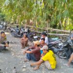 Bhabinkamtibmas Desa Denggen Timur Pererat Silaturahmi dengan Warga, Ajak Aktif Jaga Kamtibmas